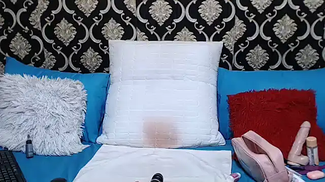 Bootycurvy2 online show from 6, 5, 2026