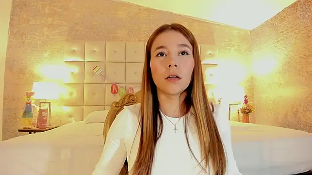 Lezy  online show from 15, 4, 2026