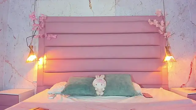 Lezy  online show from 3, 10, 2025