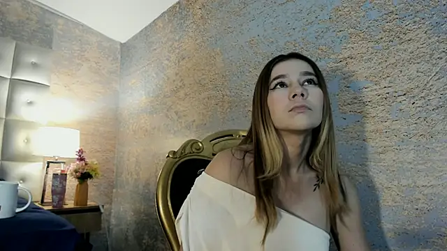 Lezy  online show from 1, 3, 2026