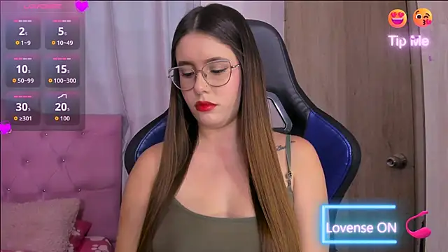Snapshot of ParisShayk chatting on 19, 6, 2026 ParisShayk online show from 19, 6, 2026