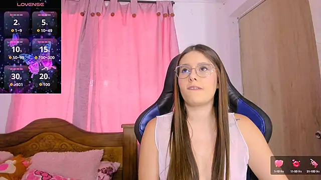 ParisShayk online show from 10, 9, 2025