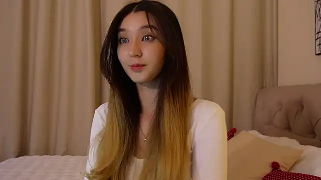 Sarasuo1 online show from 9, 1, 2025