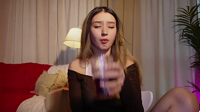 Sarasuo1 online show from 19, 3, 2025