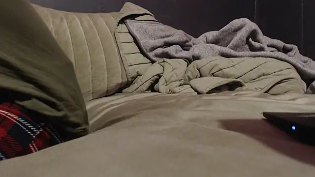 Snapshot of Dogz_n_daugthers chatting on 21, 1, 2025 Dogz n daugthers online show from 21, 1, 2025