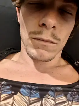 Snapshot of Dogz_n_daugthers chatting on 26, 12, 2024 Dogz n daugthers online show from 26, 12, 2024