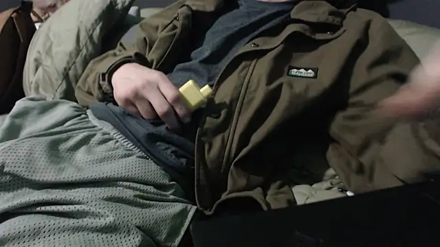 Snapshot of Dogz_n_daugthers chatting on 3, 2, 2025 Dogz n daugthers online show from 3, 2, 2025