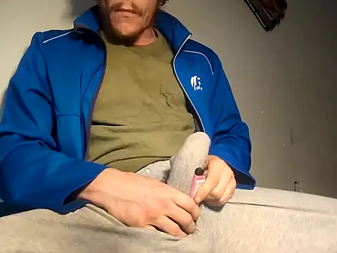 Snapshot of Dogz_n_daugthers chatting on 18, 12, 2024 Dogz n daugthers online show from 18, 12, 2024