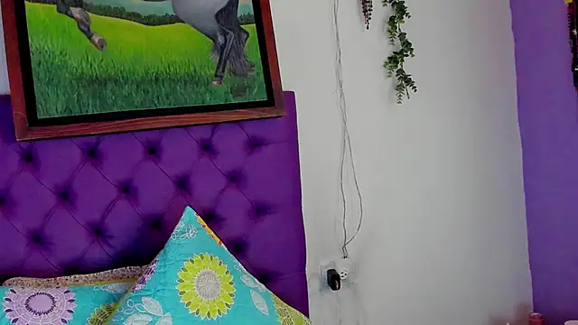 Snapshot of Cloeandtyfanny chatting on 12, 6, 2026 Cloeandtyfanny online show from 12, 6, 2026