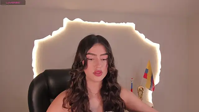 Snapshot of PaulinaSantos_ chatting on 20, 6, 2026 PaulinaSantos online show from 20, 6, 2026
