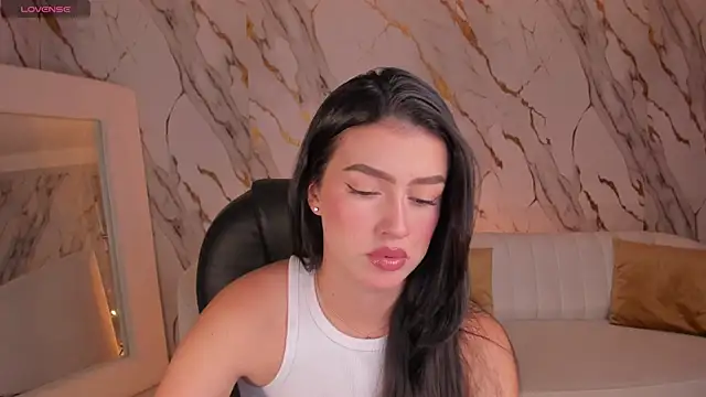 PaulinaSantos  online show from 11, 10, 2025