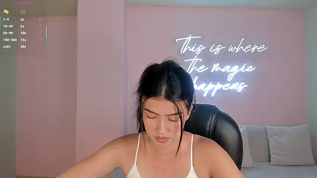 PaulinaSantos  online show from 27, 9, 2025