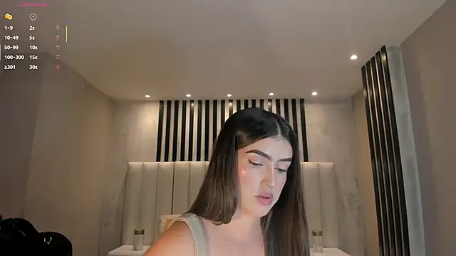 PaulinaSantos  online show from 25, 2, 2026