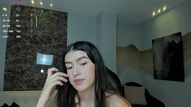 PaulinaSantos  online show from 31, 5, 2026
