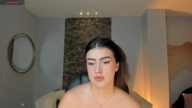 PaulinaSantos  online show from 27, 5, 2026