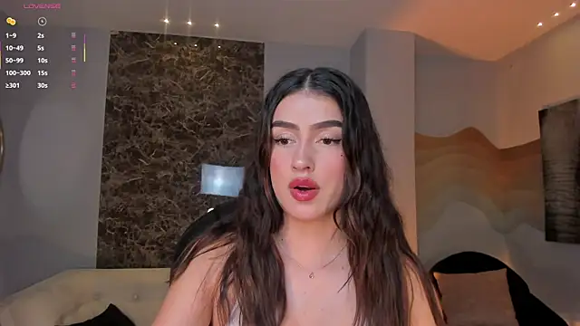 PaulinaSantos  online show from 28, 5, 2026