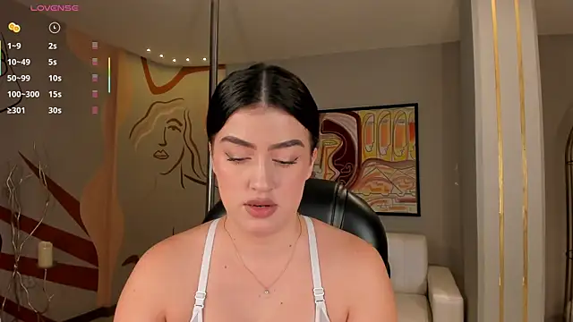 Snapshot of PaulinaSantos_ chatting on 9, 7, 2026 PaulinaSantos online show from 9, 7, 2026