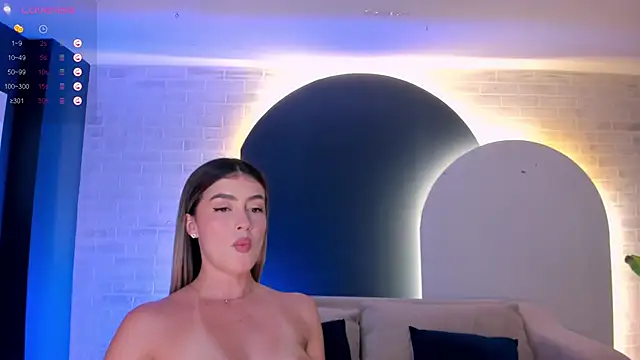 PaulinaSantos  online show from 2, 3, 2025