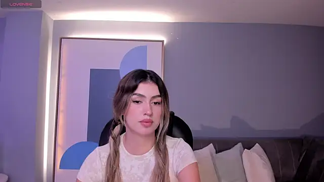 PaulinaSantos  online show from 19, 3, 2025