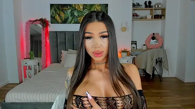 Fancy Jenn online show from 6, 10, 2025