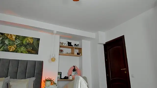 Fancy Jenn online show from 24, 11, 2025