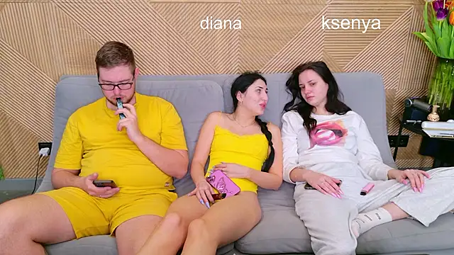 Ksenny online show from 10, 3, 2026