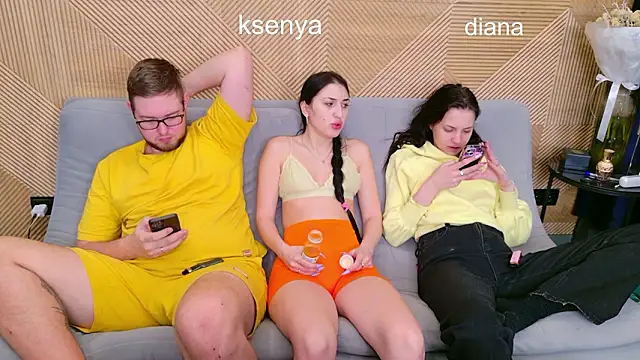 Ksenny online show from 5, 3, 2026