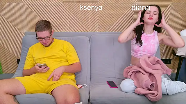 Ksenny online show from 11, 11, 2025