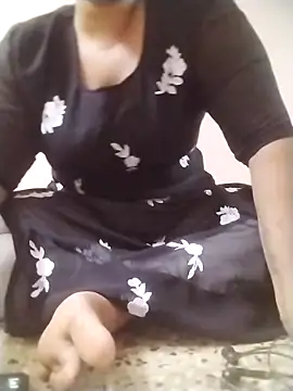 Tamilpriya46 online show from 18, 9, 2025