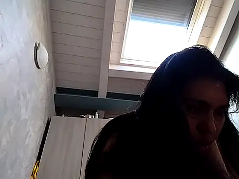 kamillytransex online show from 19, 5, 2026