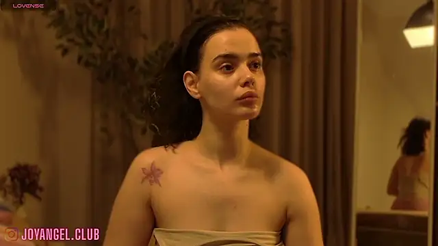 SophieCharm online show from 13, 3, 2026