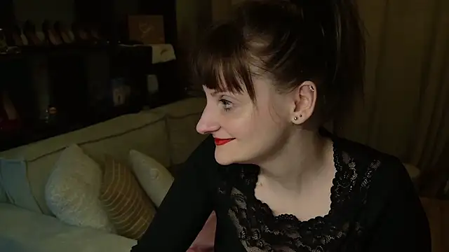 victoirenextdoor online show from 20, 2, 2026