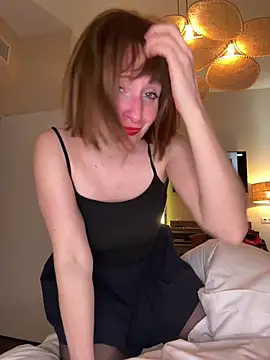 Snapshot of victoirenextdoor chatting on 13, 3, 2025 victoirenextdoor online show from 13, 3, 2025