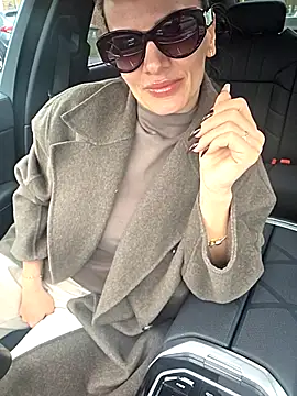 SweetMonicaUK online show from 19, 2, 2026