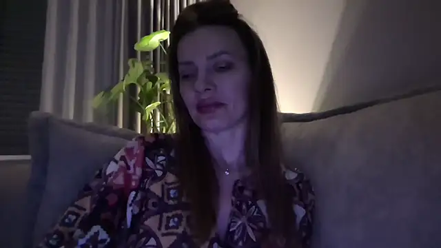 Snapshot of SweetMonicaUK chatting on 14, 6, 2026 SweetMonicaUK online show from 14, 6, 2026
