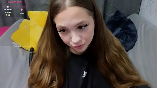 Nicole Vvinson online show from 6, 1, 2025