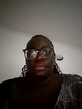 Snapshot of Toomuch_Squirt chatting on 6, 3, 2025 Toomuch Squirt online show from 6, 3, 2025