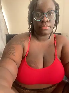 Snapshot of Toomuch_Squirt chatting on 5, 11, 2025 Toomuch Squirt online show from 5, 11, 2025