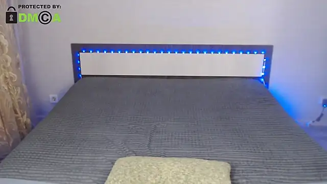 RonnieMilles online show from 10, 4, 2026