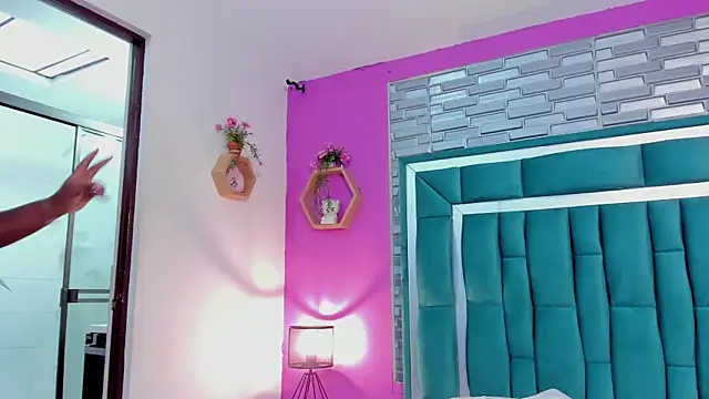 LORENSCOLLINS online show from 13, 9, 2025