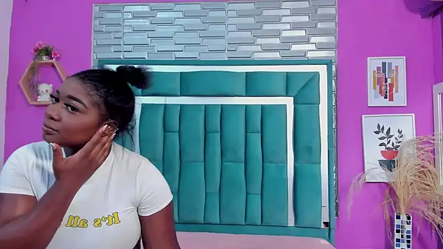 LORENSCOLLINS online show from 7, 10, 2025