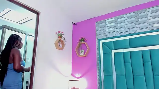 LORENSCOLLINS online show from 9, 9, 2025