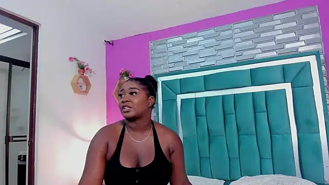 LORENSCOLLINS online show from 4, 10, 2025