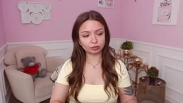 Snapshot of LucySkilar chatting on 9, 6, 2026 LucySkilar online show from 9, 6, 2026