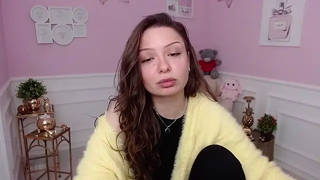 LucySkilar online show from 23, 2, 2026