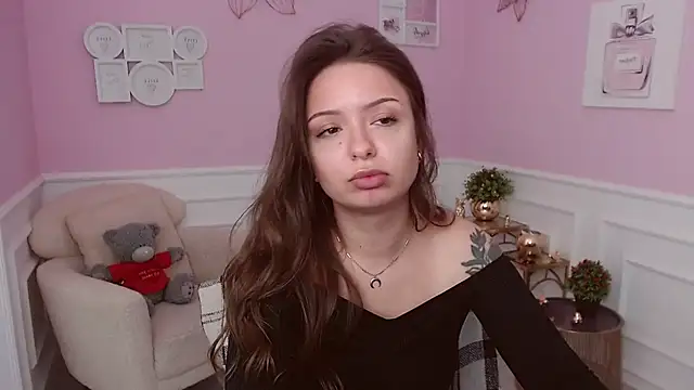 Snapshot of LucySkilar chatting on 30, 6, 2026 LucySkilar online show from 30, 6, 2026