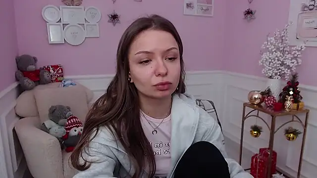 LucySkilar online show from 6, 1, 2026