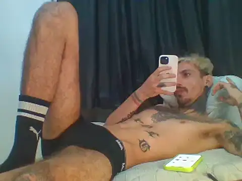 PitbullDiablo1 online show from 23, 10, 2025