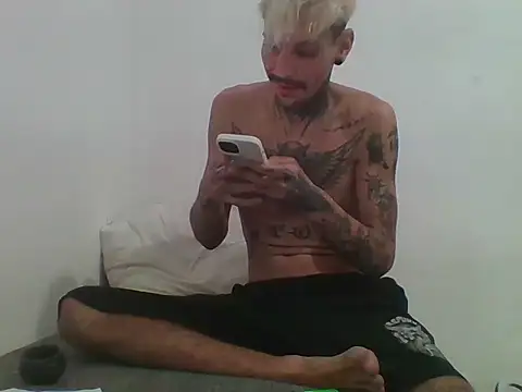 PitbullDiablo1 online show from 18, 10, 2025