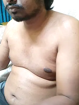 Snapshot of Brown_Munda047 chatting on 19, 12, 2025 Brown Munda047 online show from 19, 12, 2025